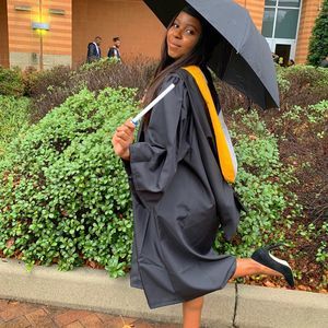 Meet your Posher, Brianna